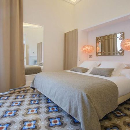 Anakena House Bed & Breakfast Barcellona Esterno foto