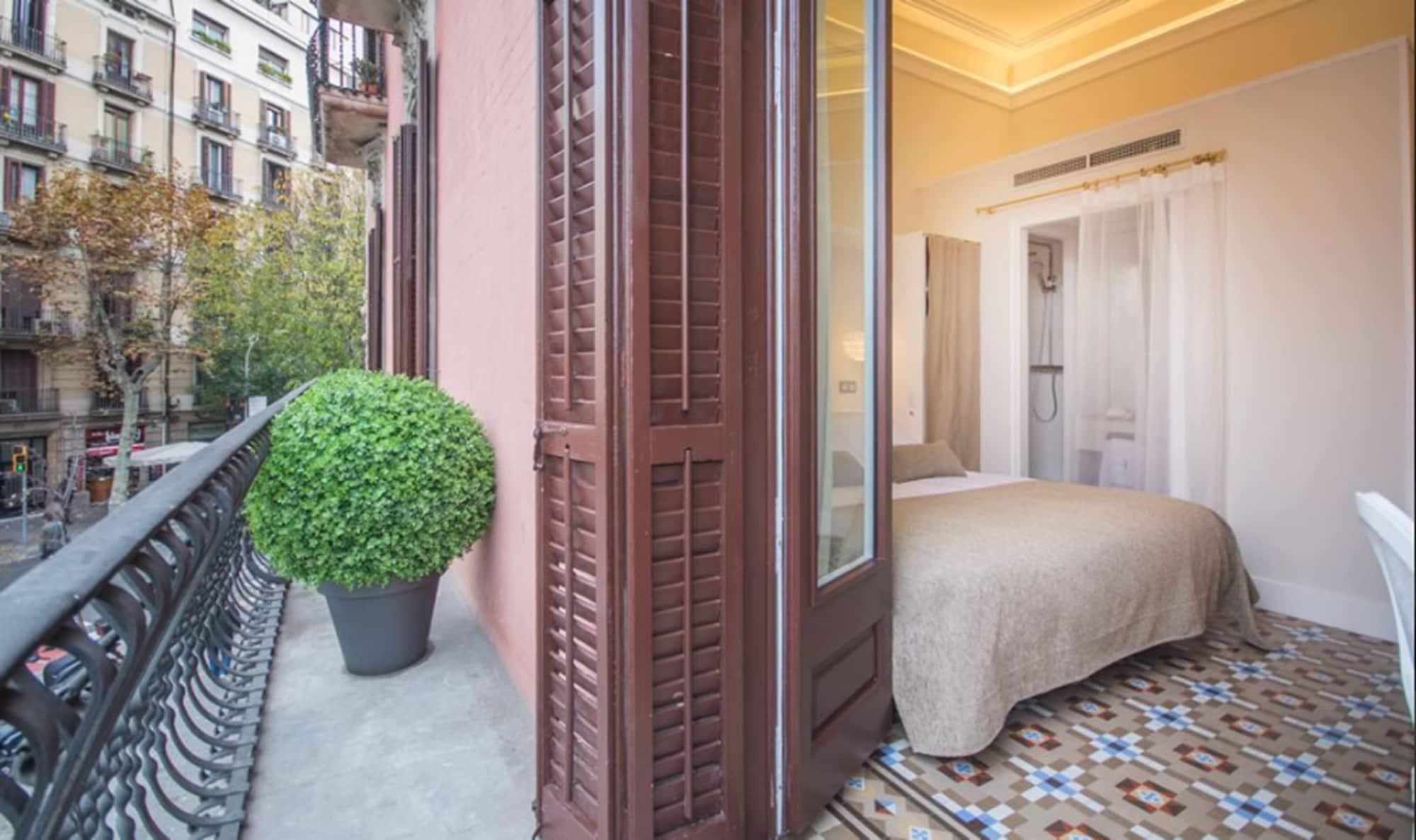 Anakena House Bed & Breakfast Barcellona Esterno foto