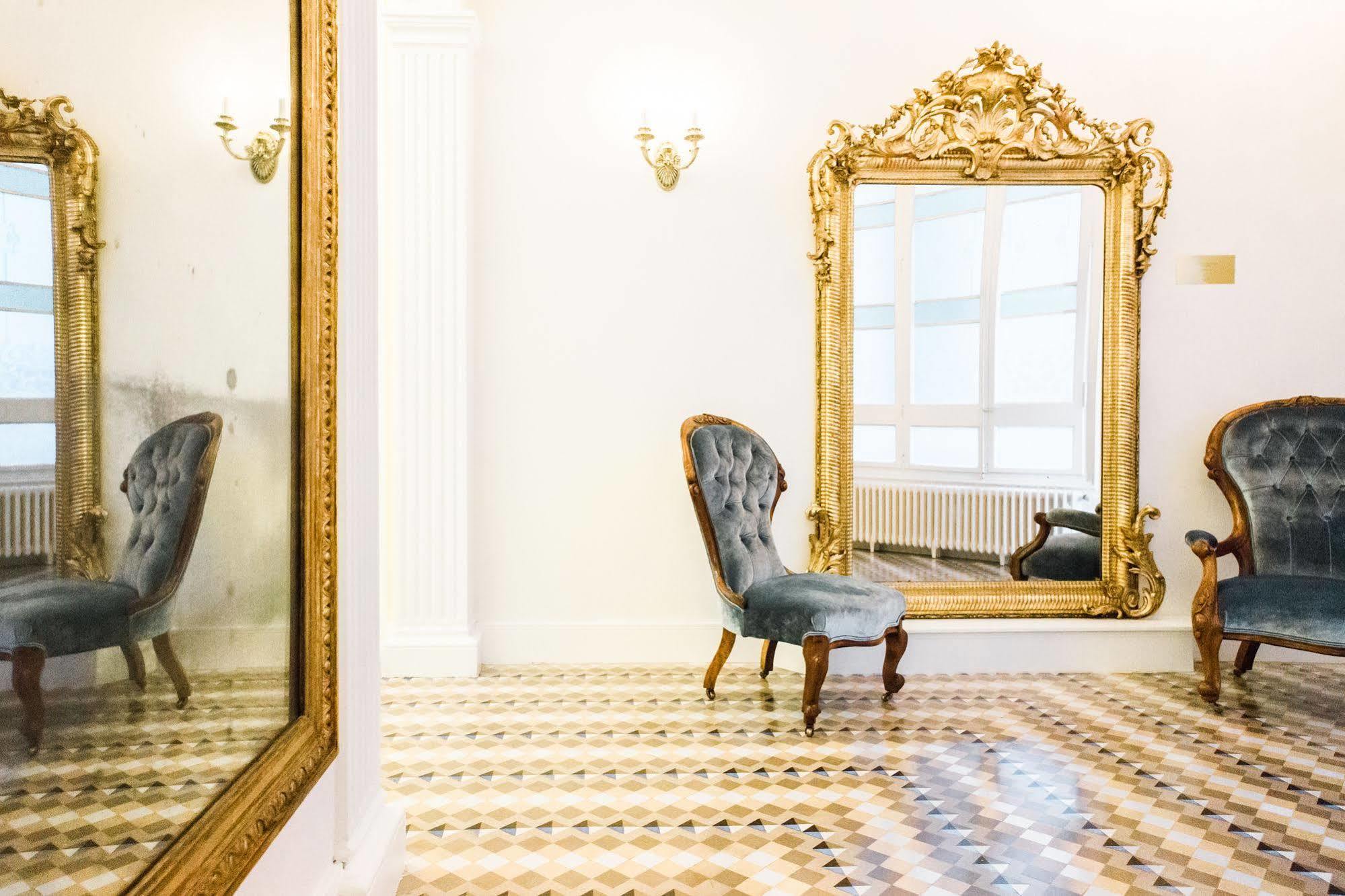 Anakena House Bed & Breakfast Barcellona Esterno foto