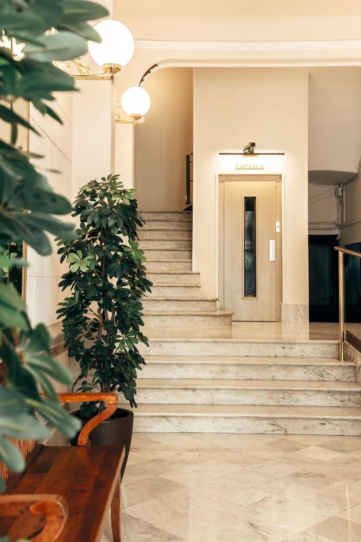 Anakena House Bed & Breakfast Barcellona Esterno foto